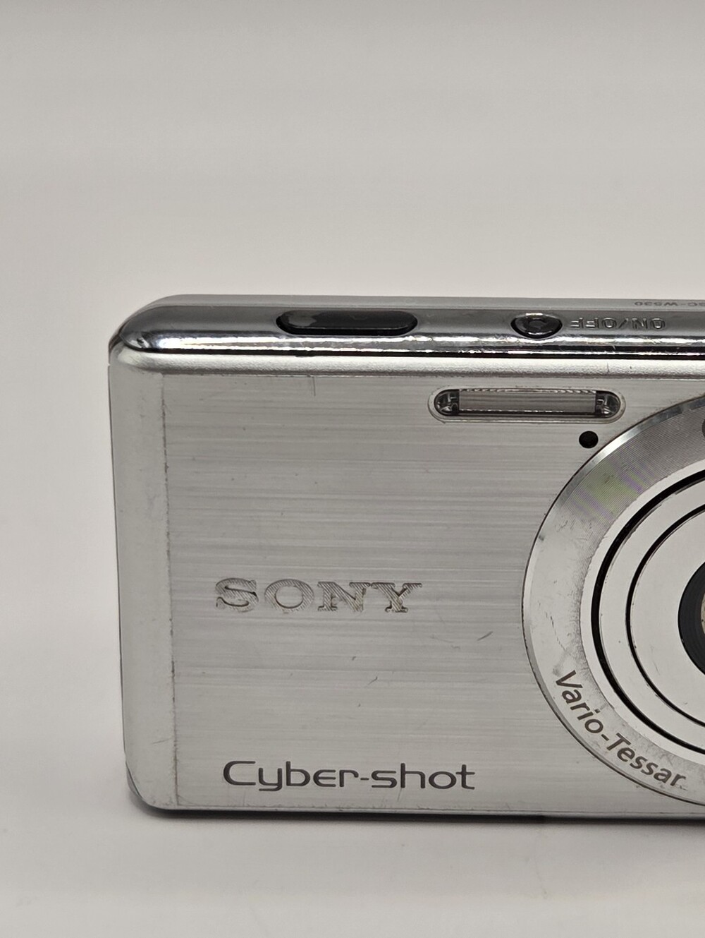 Sony Cyber-shot DSC-W330 Digital Camera 14.1MP 4x Optical Zoom - Picture 12 of 16
